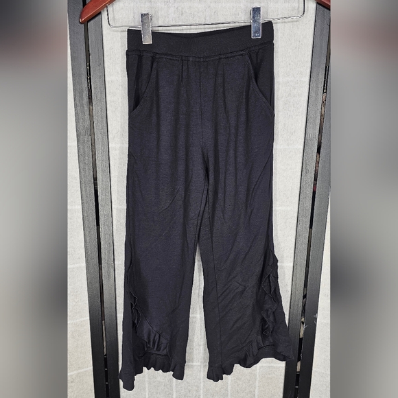 Matilda jane ruffle pants size 6T black NWT - Picture 1 of 4